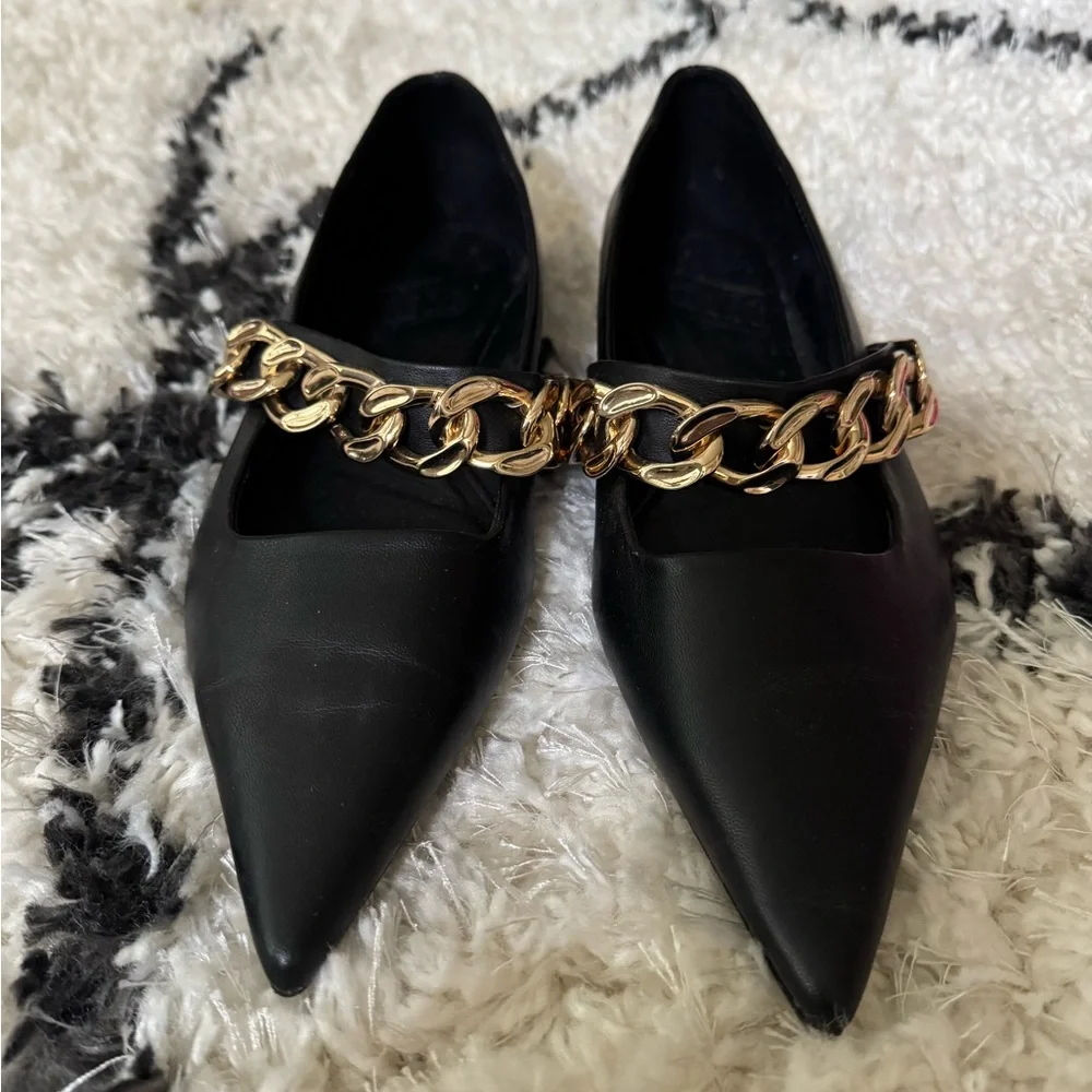 New Zara Black Chain-Embellished Flats - Picture 2 of 4